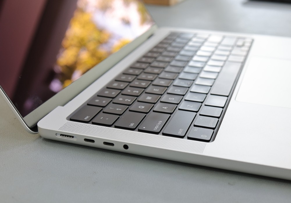 MacBook Pro 16 inch M1 Max 32GB 512GB (10CPU | 32GPU) giá tốt
